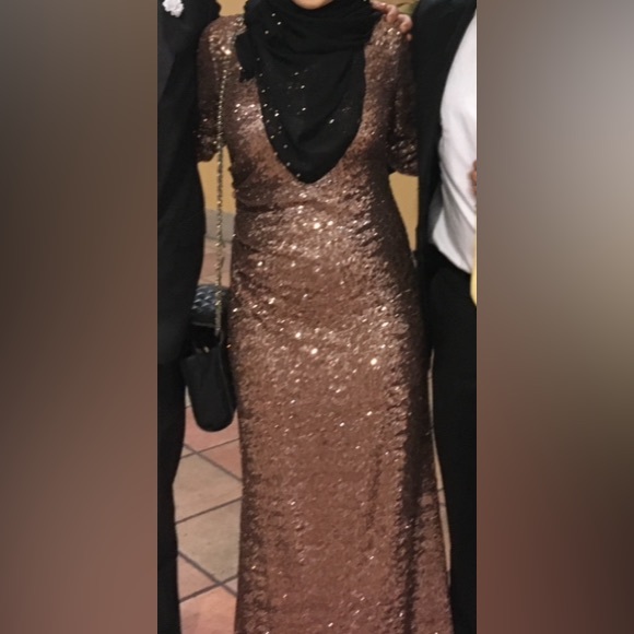 Perfect Bronze/Gold Sequin Evening Gown - Picture 3 of 3